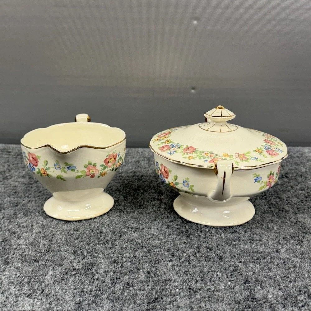 Stetson China Sugar Bowl Lid & Creamer Set  Roses Daisies Blue Flowers Scalloped